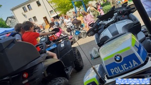 Lwóweccy policjanci uczestniczyli w festynach rodzinnych z okazji Dnia Dziecka