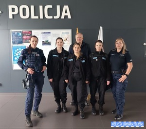 Z myślą o służbie w Policji- rozpoczęły się praktyki dla klasy policyjnej w lwóweckiej jednostce Policji
