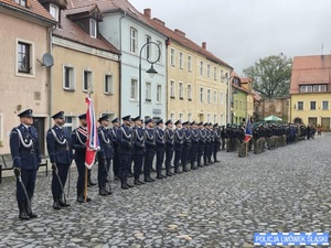 Ślubowanie nowych uczniów w Zespole Szkół w Lubomierzu - mundurowa droga w nowym roku szkolnym