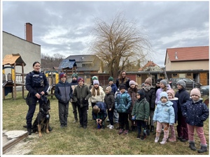 Podziękowania dla lwóweckich policjantów za spotkanie profilaktyczne z dziećmi